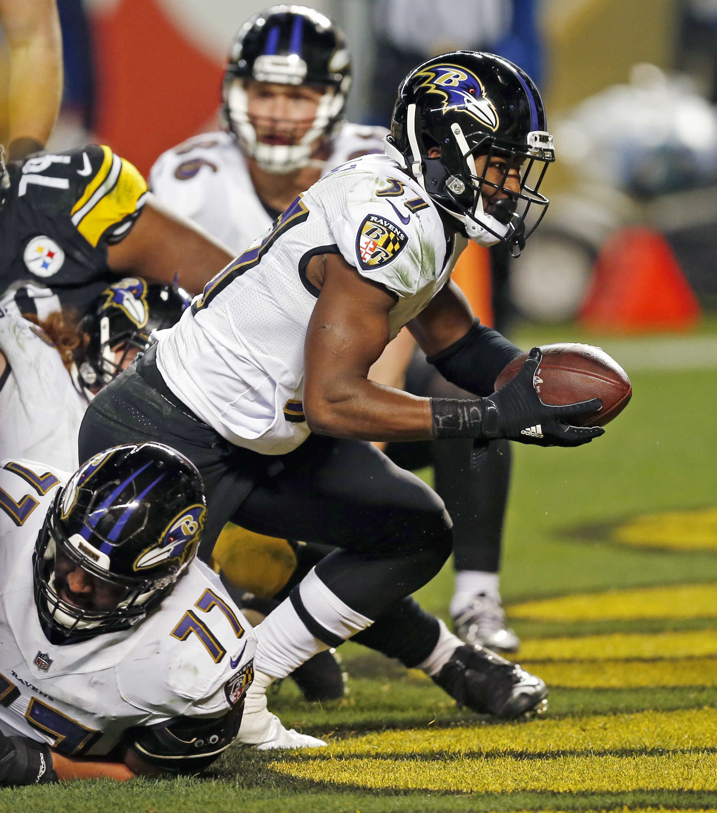 The Latest: Steelers get emotional comeback win over Ravens